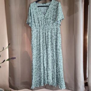 Bloomchic Midi Dress Womens Plus 18-20 Floral Vneck Short Sleeve Pockets Slit